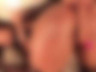 dionneventuri's Live Sex Cam Show