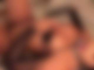 dionneventuri's Live Sex Cam Show