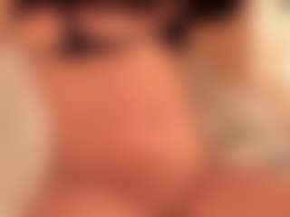 dionneventuri's Live Sex Cam Show