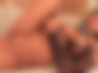 dionneventuri's Live Sex Cam Show