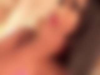 dionneventuri's Live Sex Cam Show