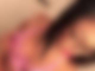 dionneventuri's Live Sex Cam Show
