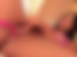 dionneventuri's Live Sex Cam Show