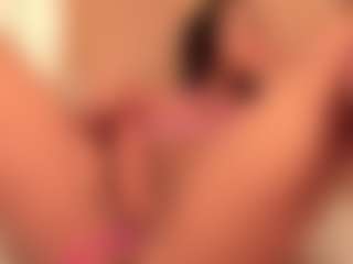 dionneventuri's Live Sex Cam Show