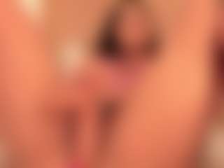 dionneventuri's Live Sex Cam Show