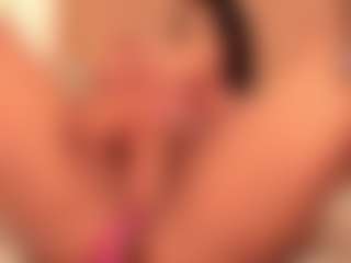 dionneventuri's Live Sex Cam Show