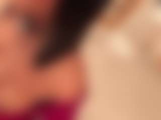 dionneventuri's Live Sex Cam Show