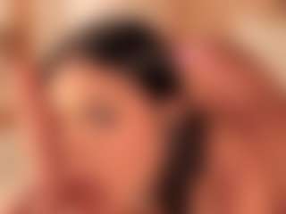 dionneventuri's Live Sex Cam Show