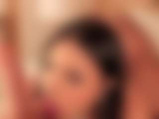 dionneventuri's Live Sex Cam Show