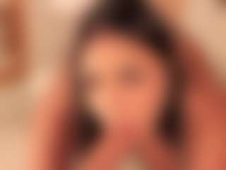 dionneventuri's Live Sex Cam Show