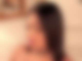 dionneventuri's Live Sex Cam Show