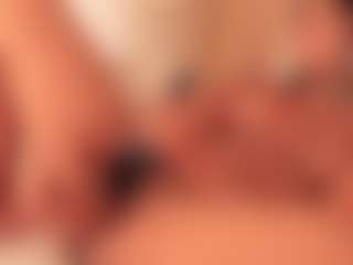 dionneventuri's Live Sex Cam Show