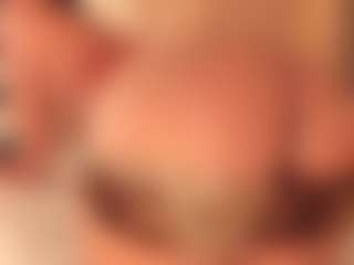 dionneventuri's Live Sex Cam Show