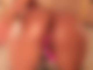 dionneventuri's Live Sex Cam Show