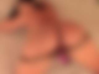 dionneventuri's Live Sex Cam Show
