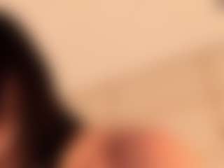 dionneventuri's Live Sex Cam Show
