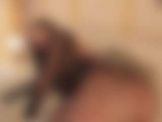 dionneventuri's Live Sex Cam Show
