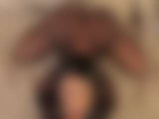 dionneventuri's Live Sex Cam Show