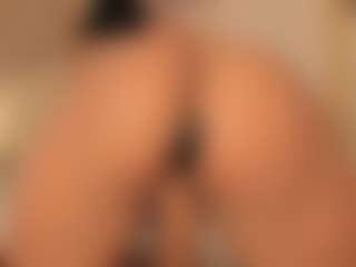 dionneventuri's Live Sex Cam Show