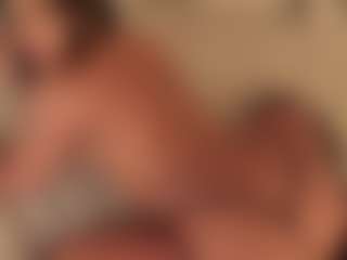 dionneventuri's Live Sex Cam Show