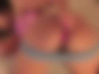 dionneventuri's Live Sex Cam Show