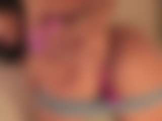 Live cam show with dionneventuri - Dirty on Camsoda
