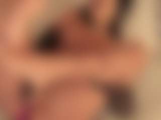 dionneventuri's Live Sex Cam Show