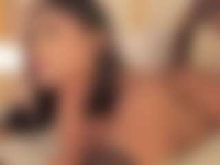 dionneventuri's Live Sex Cam Show