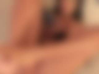 dionneventuri's Live Sex Cam Show