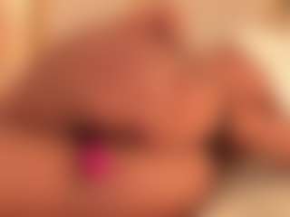 dionneventuri's Live Sex Cam Show
