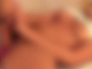 dionneventuri's Live Sex Cam Show