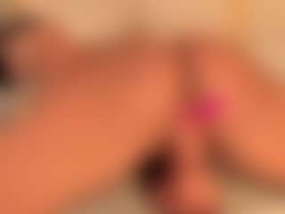 dionneventuri's Live Sex Cam Show