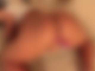 dionneventuri's Live Sex Cam Show