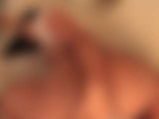 dionneventuri's Live Sex Cam Show