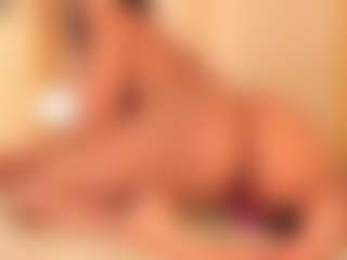 dionneventuri's Live Sex Cam Show
