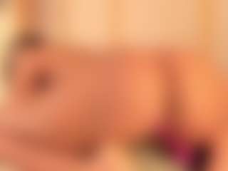 dionneventuri's Live Sex Cam Show