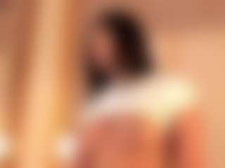 dionneventuri's Live Sex Cam Show