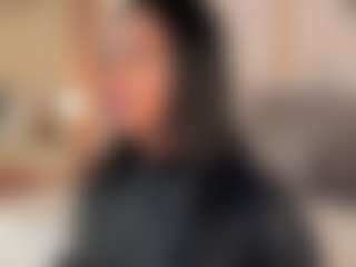 dionneventuri's Live Sex Cam Show