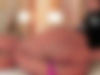 dionneventuri's Live Sex Cam Show