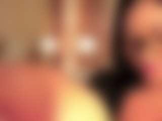 dionneventuri's Live Sex Cam Show