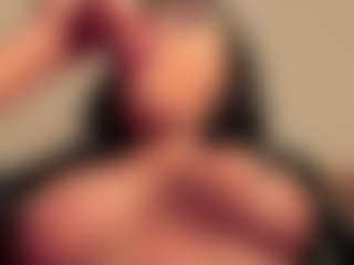 dionneventuri's Live Sex Cam Show