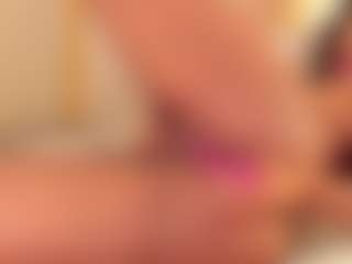 dionneventuri's Live Sex Cam Show