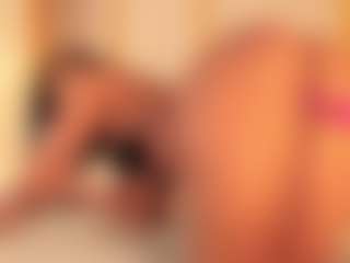 dionneventuri's Live Sex Cam Show