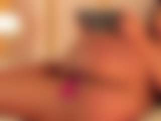 dionneventuri's Live Sex Cam Show