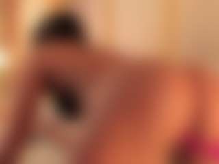 dionneventuri's Live Sex Cam Show