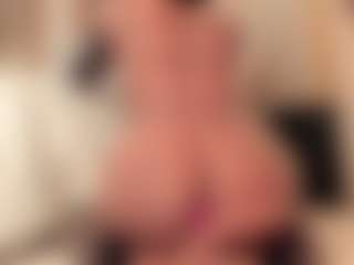 Live cam show with Dionne Venturi🌸 - Teen (18+) on Big Tits