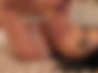 Dionne Venturi🌸's Live Sex Cam Show