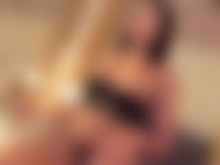 Dionne Venturi🌸's Live Sex Cam Show