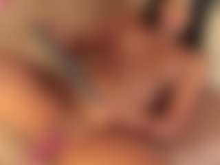 Dionne Venturi🌸's Live Sex Cam Show