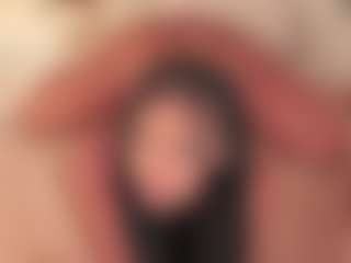 Dionne Venturi🌸's Live Sex Cam Show